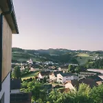 Karlingerhaus Hostel