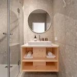 Karlingerhaus Hostel *