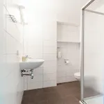 Karlingerhaus Hostel *