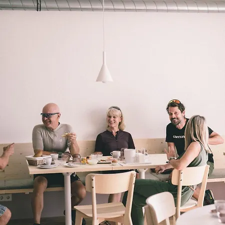 אכסניה Karlingerhaus *