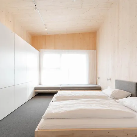 Karlingerhaus Hostel