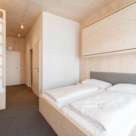 Hostel Karlingerhaus Konigswiesen