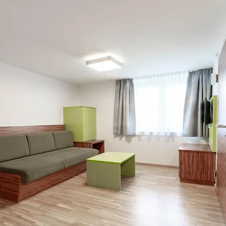 Karlingerhaus Hostel