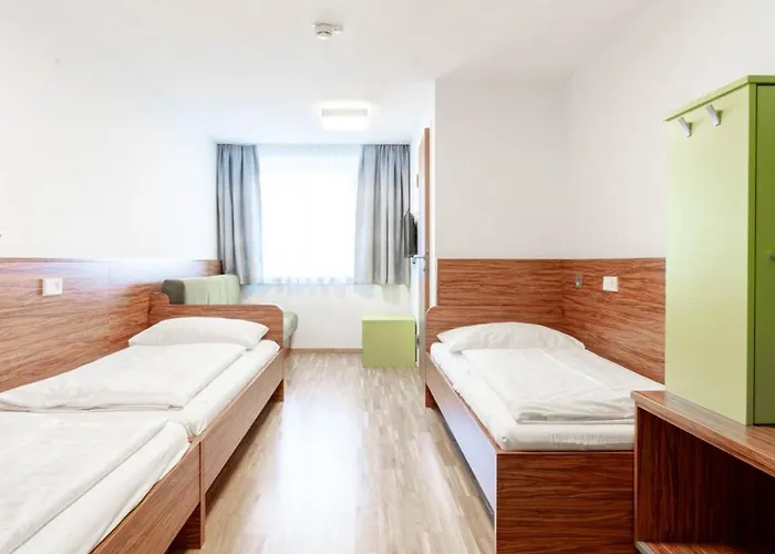 Hostel Karlingerhaus Konigswiesen