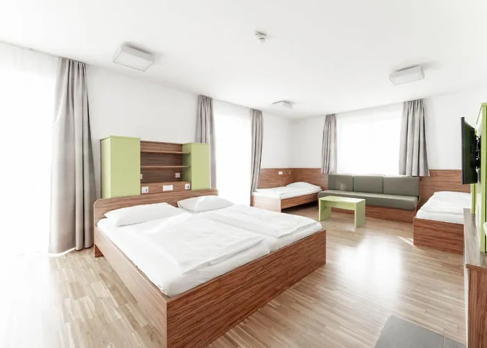 Hostel Karlingerhaus Konigswiesen