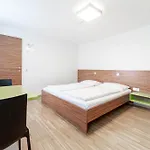 Karlingerhaus ホステル Königswiesen